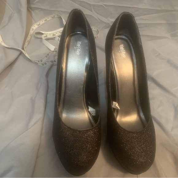 black glitter 5” platform heels W10 Mossimo ‘Paisley’ - Picture 7 of 7